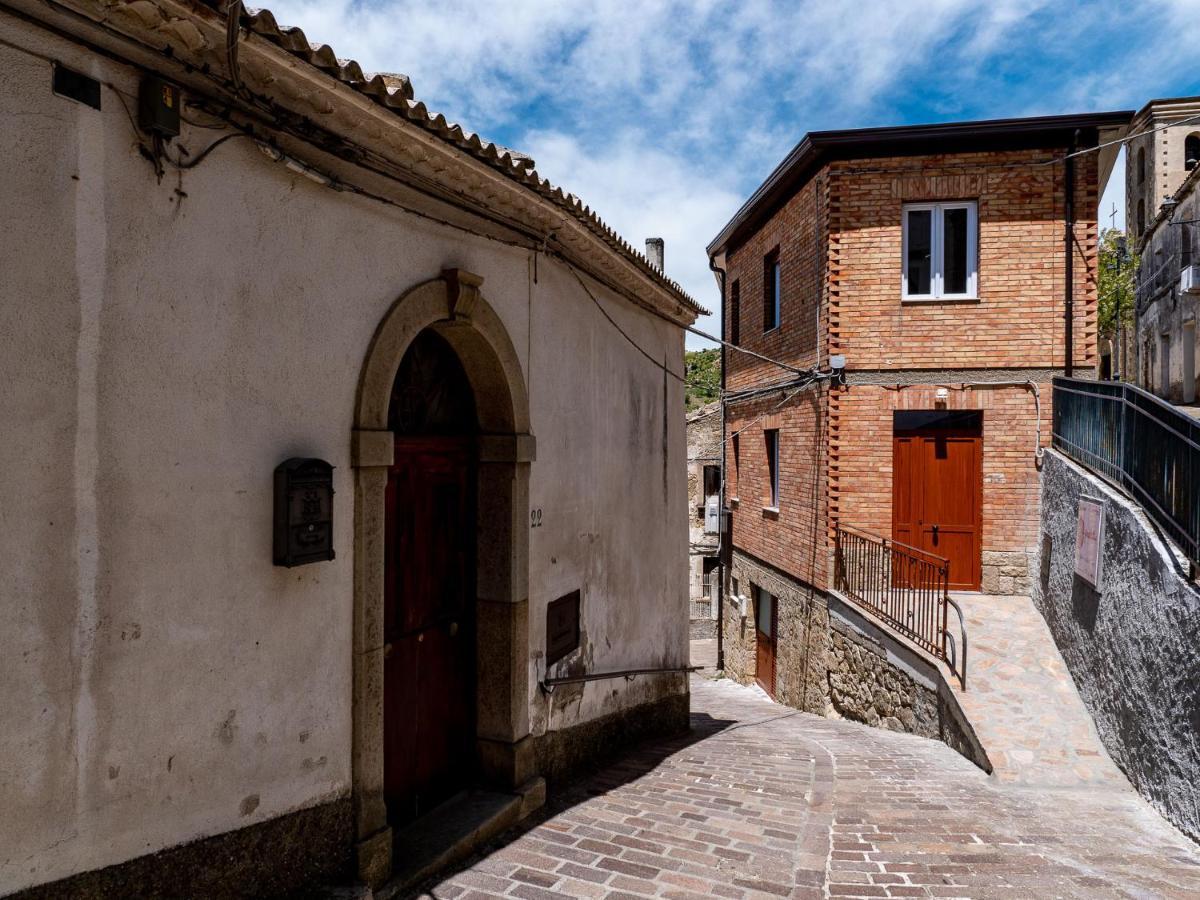 Hotel Girastrittue Colobraro Exterior foto